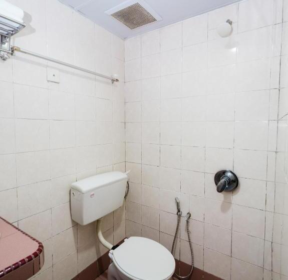 Dung Fang Hotel By Oyo Rooms