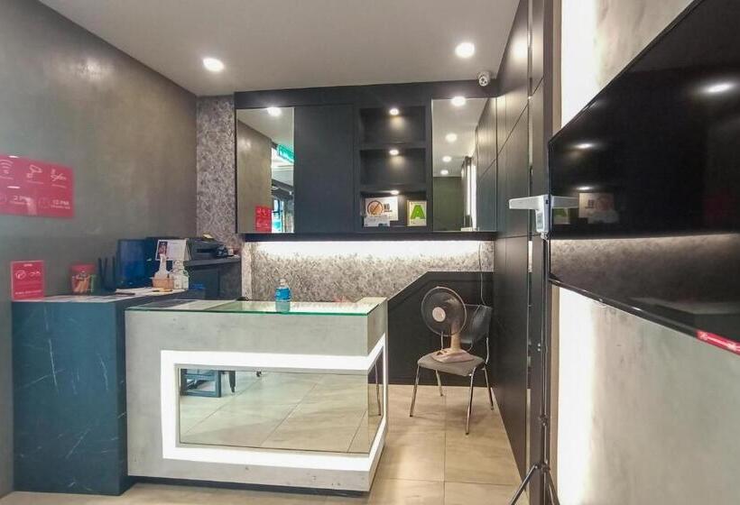 Dung Fang Hotel By Oyo Rooms