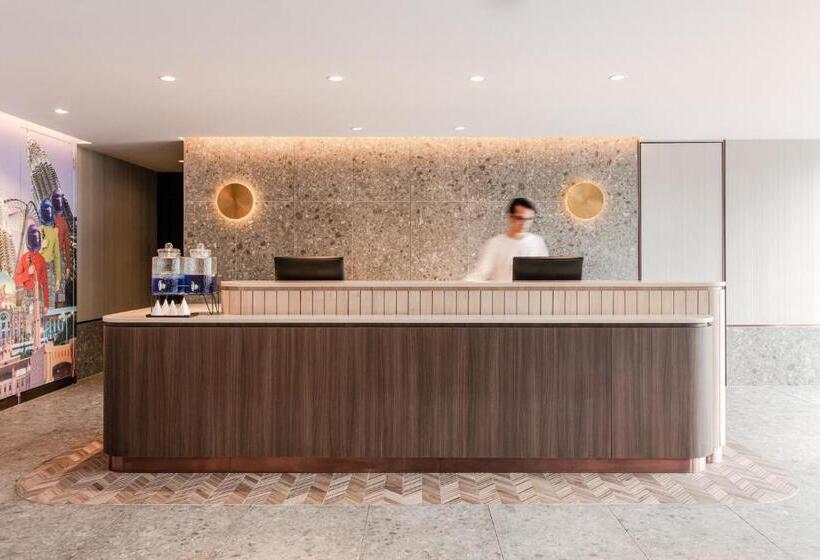 Fox Lite Hotel Dpulze  Cyberjaya  By Ascott