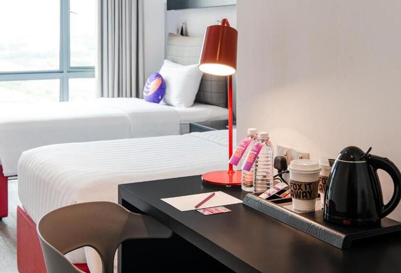 Fox Lite Hotel Dpulze  Cyberjaya  By Ascott