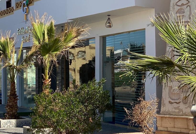 호텔 Golden Plaza Dahab Resort