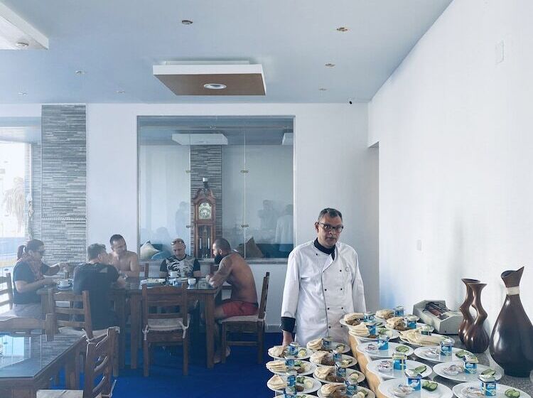 호텔 Golden Plaza Dahab Resort