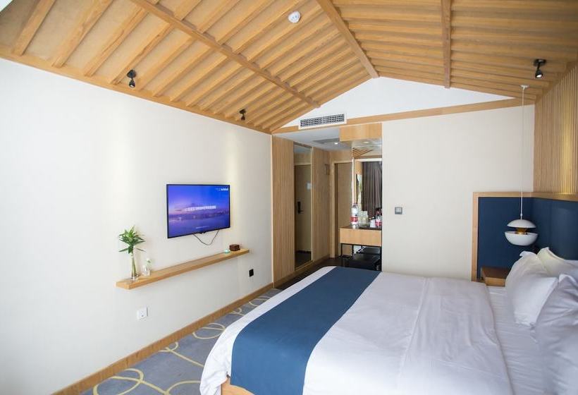 Отель Qianna Chengji