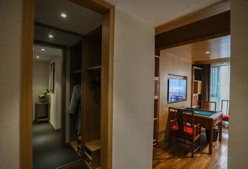 Отель Qianna Chengji