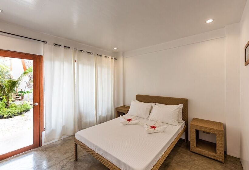 هتل Tropical Temple Siargao Resort