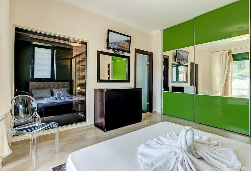 Luxury Villa In Kera