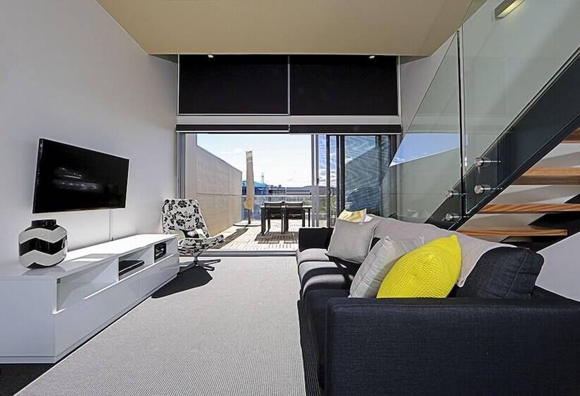 Mode 220 Braddon Act