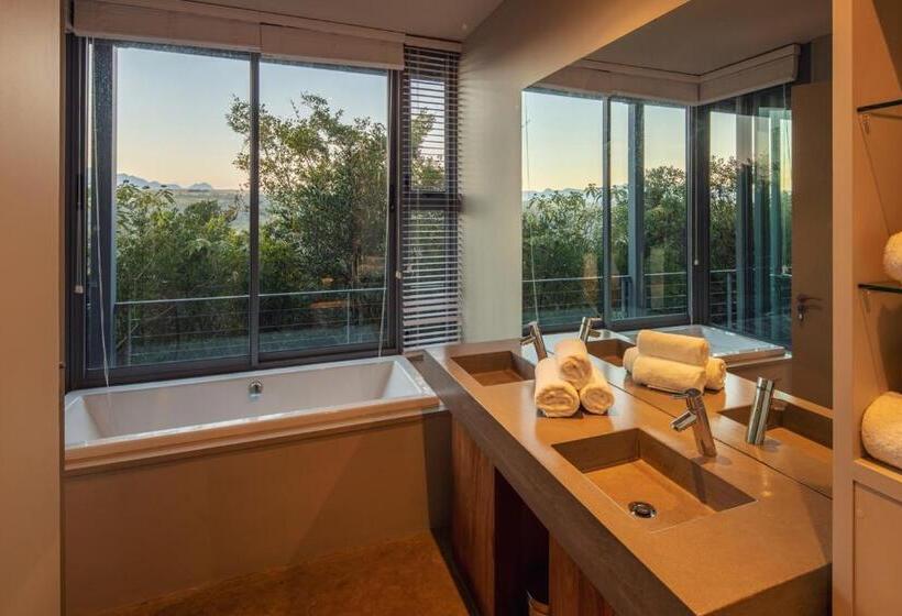 Oubaai Villa By Raw Africa Collection