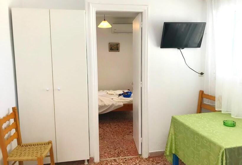 بنسيون Katerina Beach Rooms