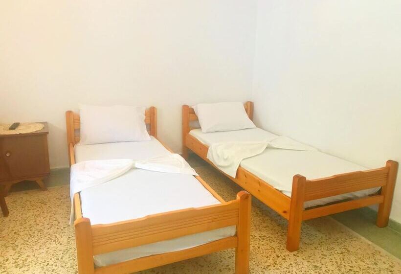 بنسيون Katerina Beach Rooms