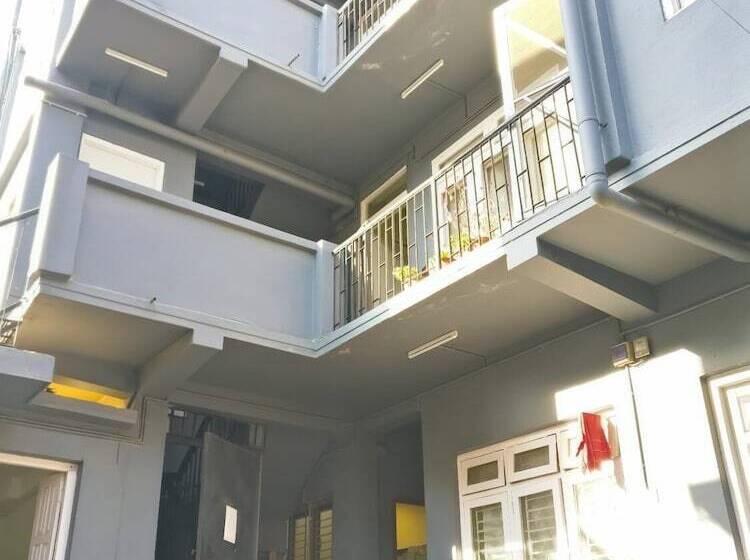 پانسیون Sun Apartment & Guest House