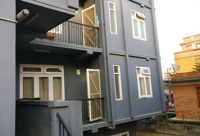 پانسیون Sun Apartment & Guest House