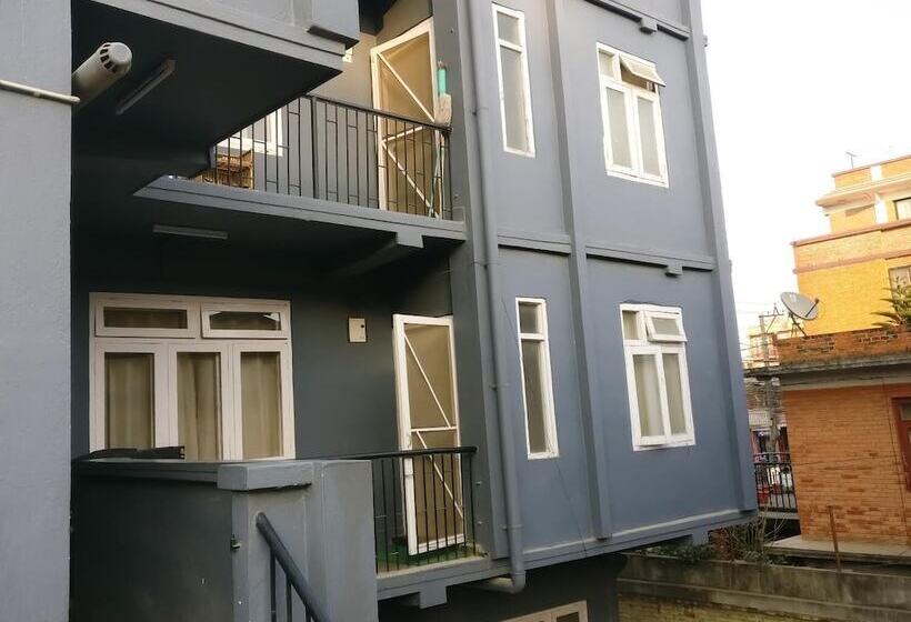 پانسیون Sun Apartment & Guest House