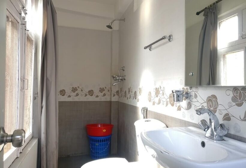 پانسیون Sun Apartment & Guest House