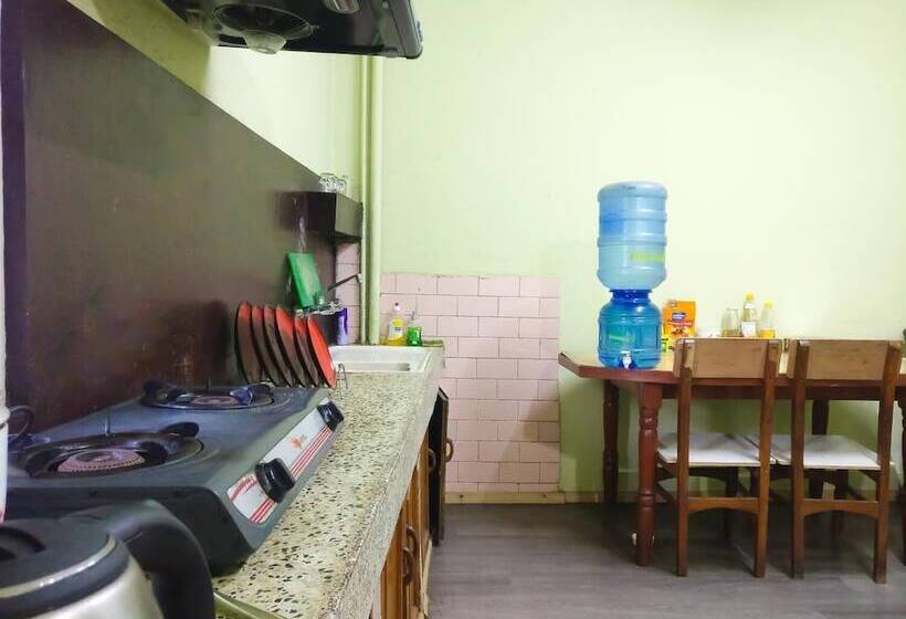 پانسیون Sun Apartment & Guest House