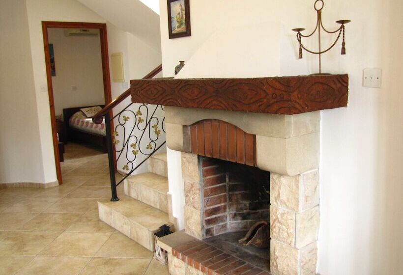 Webooking Theodora Villa