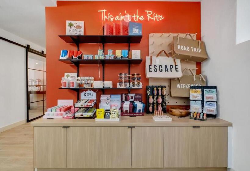 Bob Hotels Tallahassee   Boutique On Budget