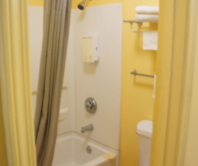 فندق American Inn