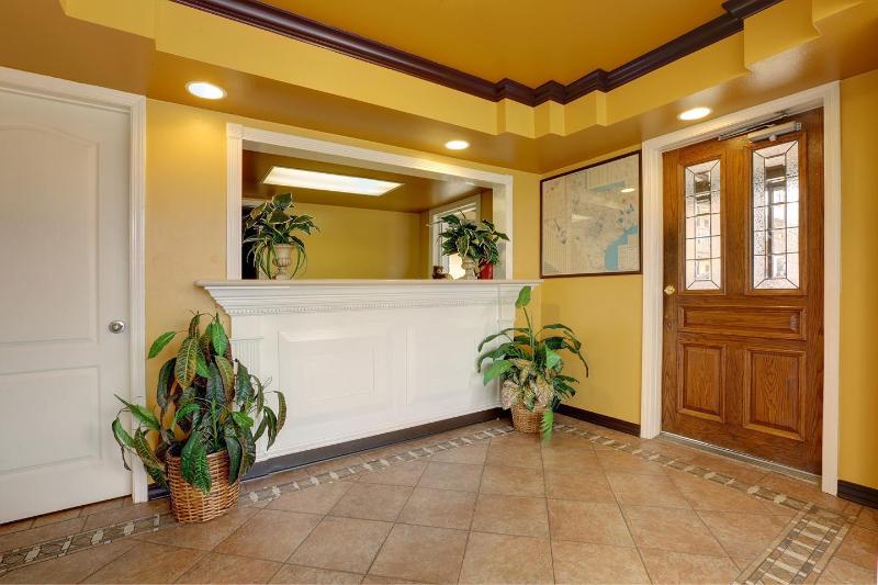 فندق Americas Best Value Inn Longview