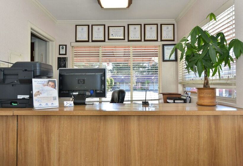 酒店 Americas Best Value Inn   Sky Ranch Palo Alto