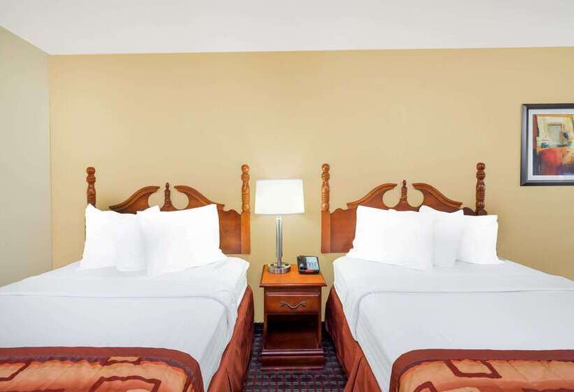 בית מלון כפרי Baymont By Wyndham Goodlettsville Nashville