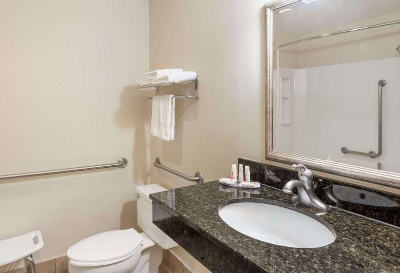 호텔 Baymont By Wyndham Indianapolis South