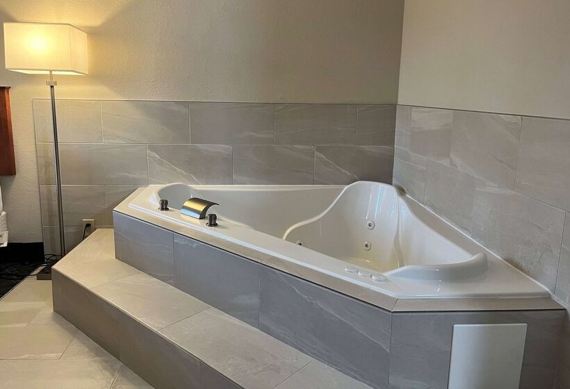 호텔 Baymont By Wyndham Indianapolis South