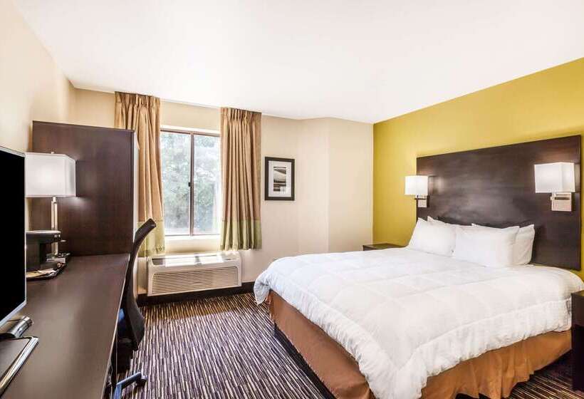 Отель Baymont By Wyndham Newark At University Of Delaware