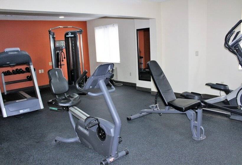 هتل Baymont By Wyndham Newark At University Of Delaware