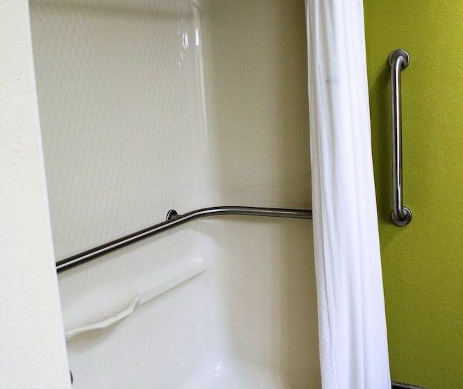 Отель Baymont By Wyndham Newark At University Of Delaware