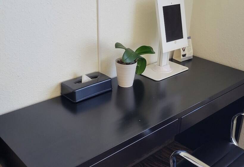 酒店 Baymont By Wyndham Pueblo