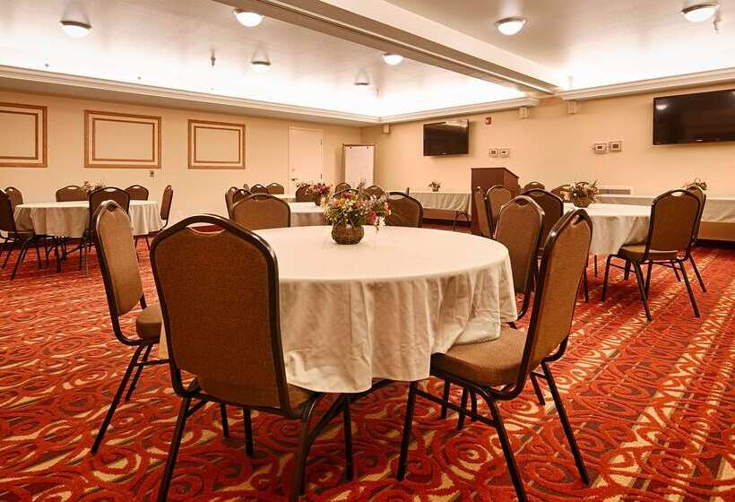 ホテル Best Western Plus Silver Saddle Inn