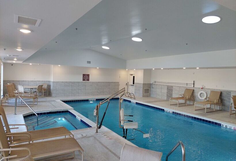 هتل Best Western Plus Silver Saddle Inn
