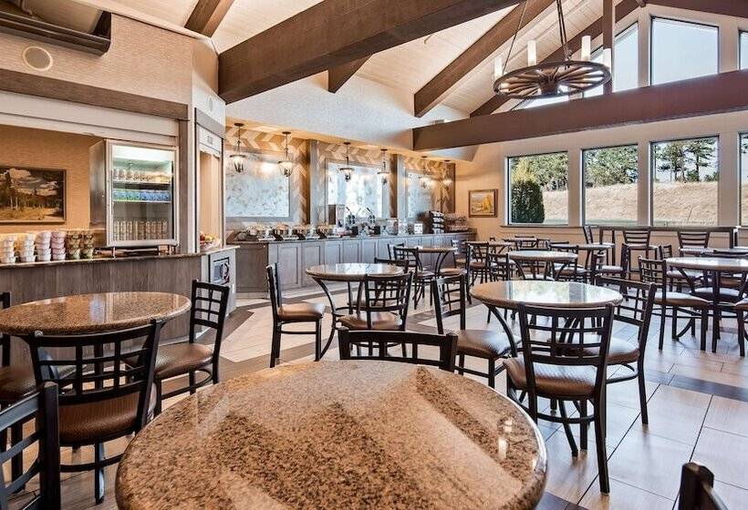 هتل Best Western Plus Silver Saddle Inn
