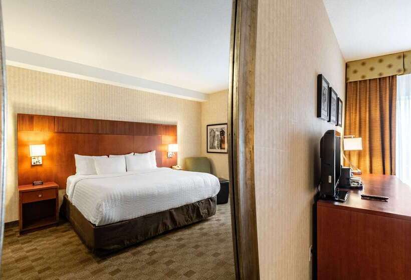 Clarion Hotel Portland International Airport