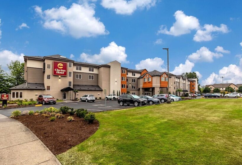 Clarion Hotel Portland International Airport