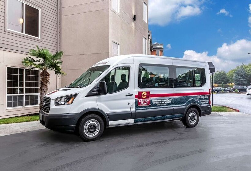 Clarion Hotel Portland International Airport