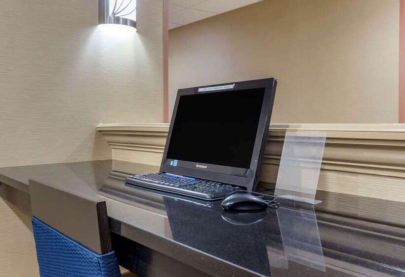 Отель Comfort Inn Greensboro  Kernersville