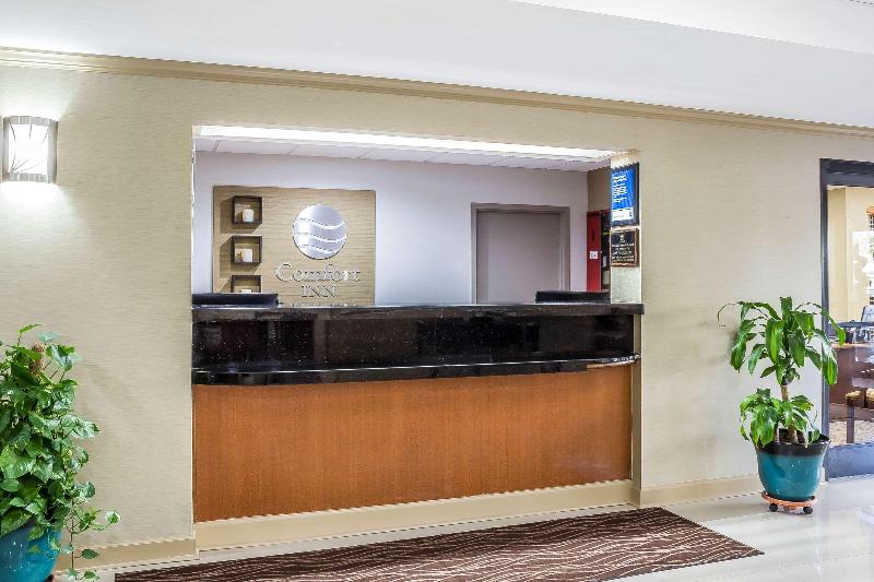 Отель Comfort Inn Greensboro  Kernersville