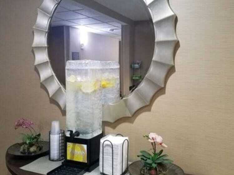 فندق Comfort Inn Indianapolis North  Carmel