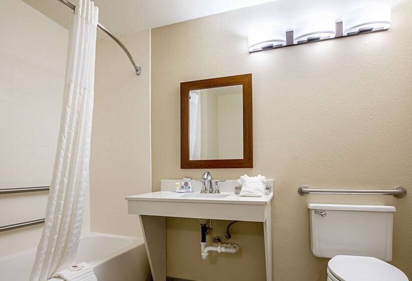 فندق Comfort Inn Indianapolis North  Carmel