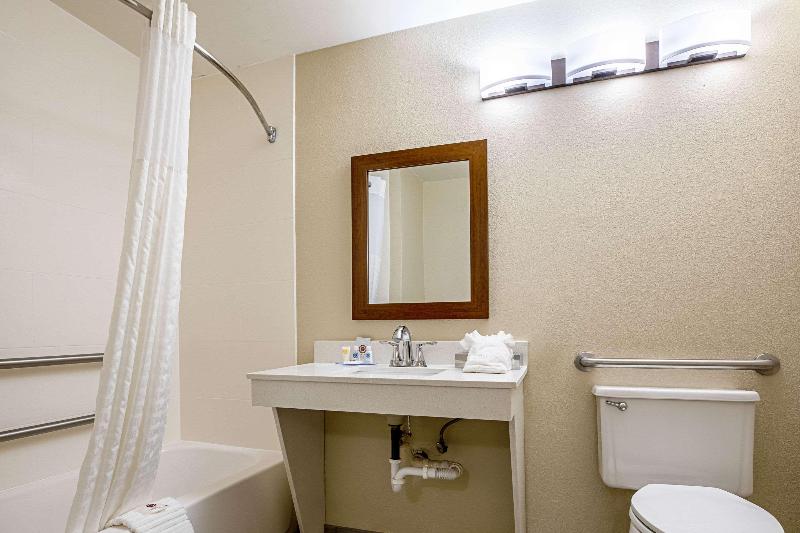 فندق Comfort Inn Indianapolis North  Carmel