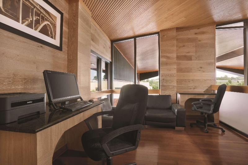 בית מלון כפרי Country Inn & Suites By Radisson, Indianapolis East, In