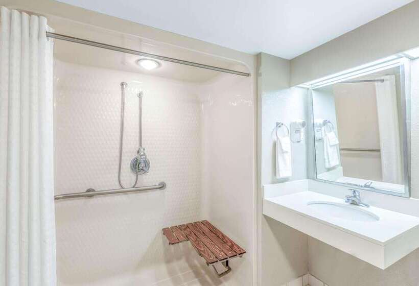 בית מלון כפרי Days Inn By Wyndham Eagan Minnesota Near Mall Of America