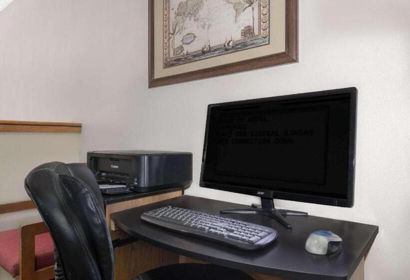 فندق Days Inn By Wyndham Liberal Ks