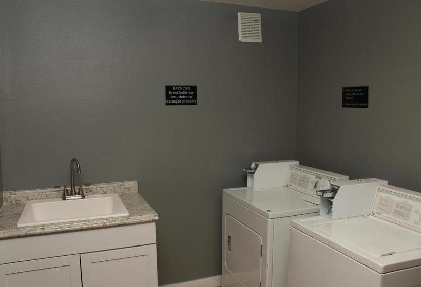 Отель Surestay Plus By Best Western Portland East