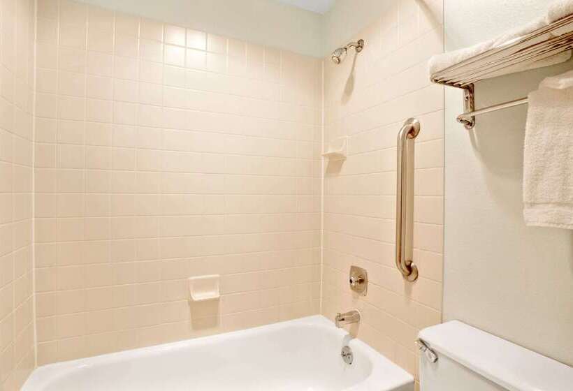 ホテル Fairbridge Inn Express Tukwila