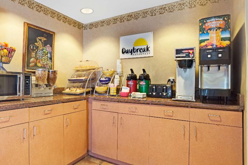 ホテル Fairbridge Inn Express Tukwila