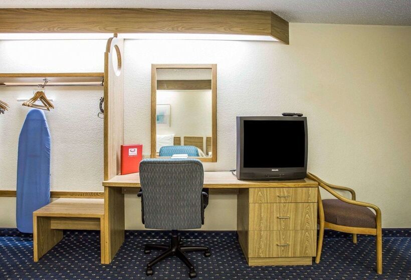 فندق Econo Lodge Denver International Airport