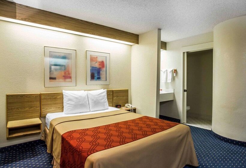 فندق Econo Lodge Denver International Airport